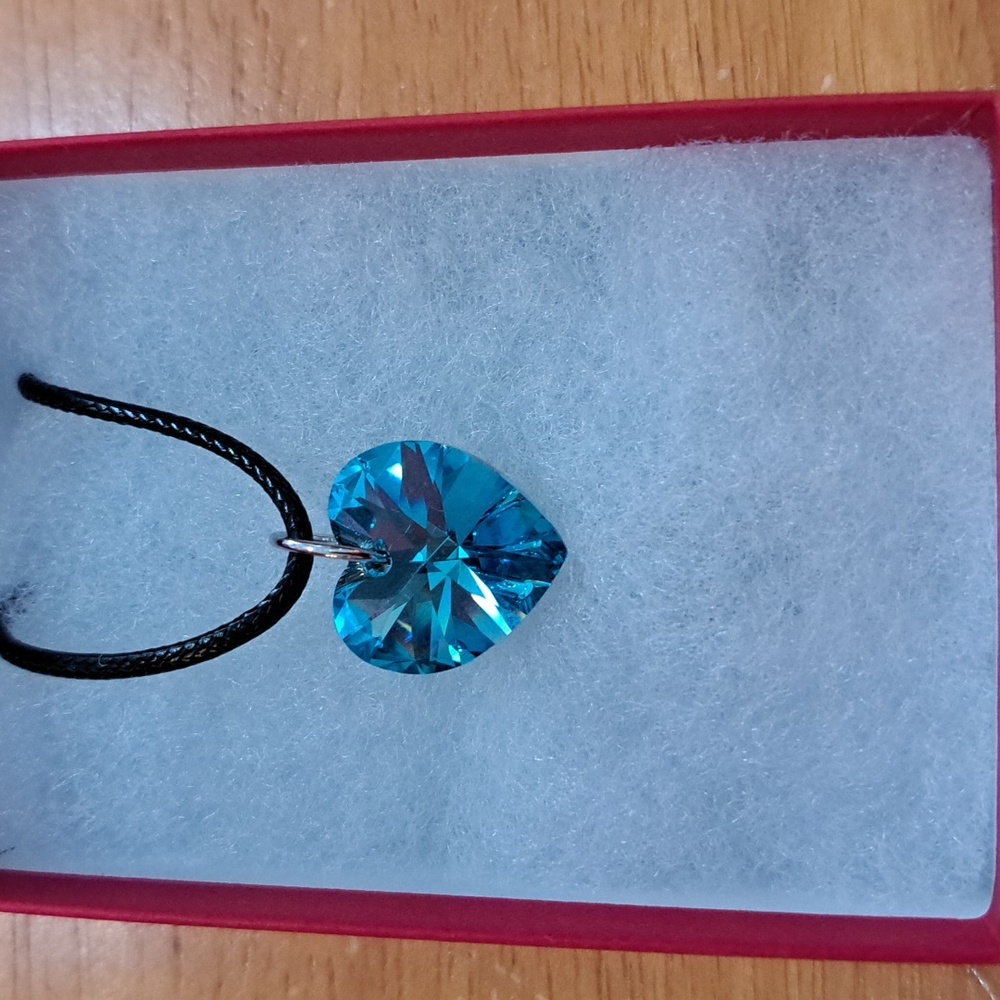 Evening Ocean Crystal Heart Necklace - Picture 2 of 6